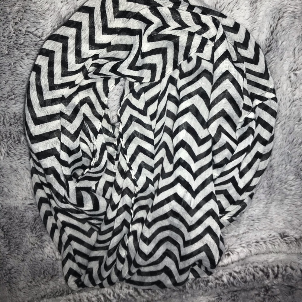 Infinity Scarf - Picture 2 of 2